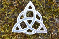 Triquetra Brooch. Hand Cast Pewter.