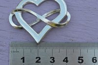 Heart with Infinity Loop Brooch – Symbol of Polyamory. Hand Cast Pewter.
