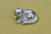 Pewter Kitten Figurine – Elegant with a Playful Edge. Hand Cast Pewter.