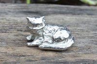 Pewter Kitten Figurine – Elegant with a Playful Edge. Hand Cast Pewter.
