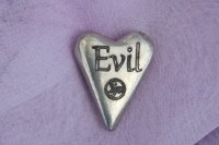 Evil (Coquine), Jeton Érotique BDSM, Accessoires BDSM, Jeton de Soumise, Fait à la Main en Etain, par William Sturt des Etains de Jumilhac
