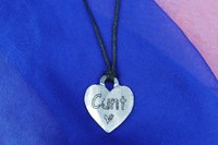 Pendentif BDSM cunt, Accessoire de Soumise, Cordon Noué en Permanance, Fait Main en Etain, Les Etains de Jumilhac