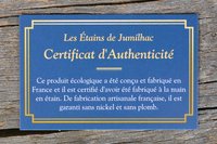 Pendentif triskèle celtique - Symbole spirituel en étain, Les Etains de Jumilhac