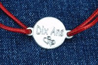 Bracelet en étain pour les noces de 10 Ans (noces d'étain); Gravure "Dix Ans"; taille et couleur personnalisables
