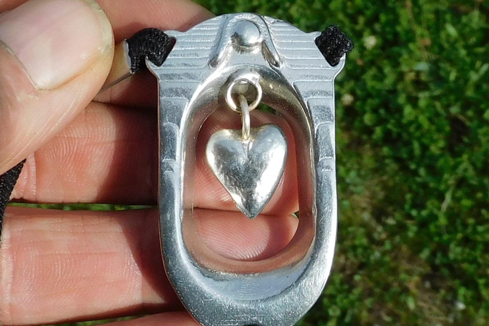 BDSM Clitoral Restraint with Heart.