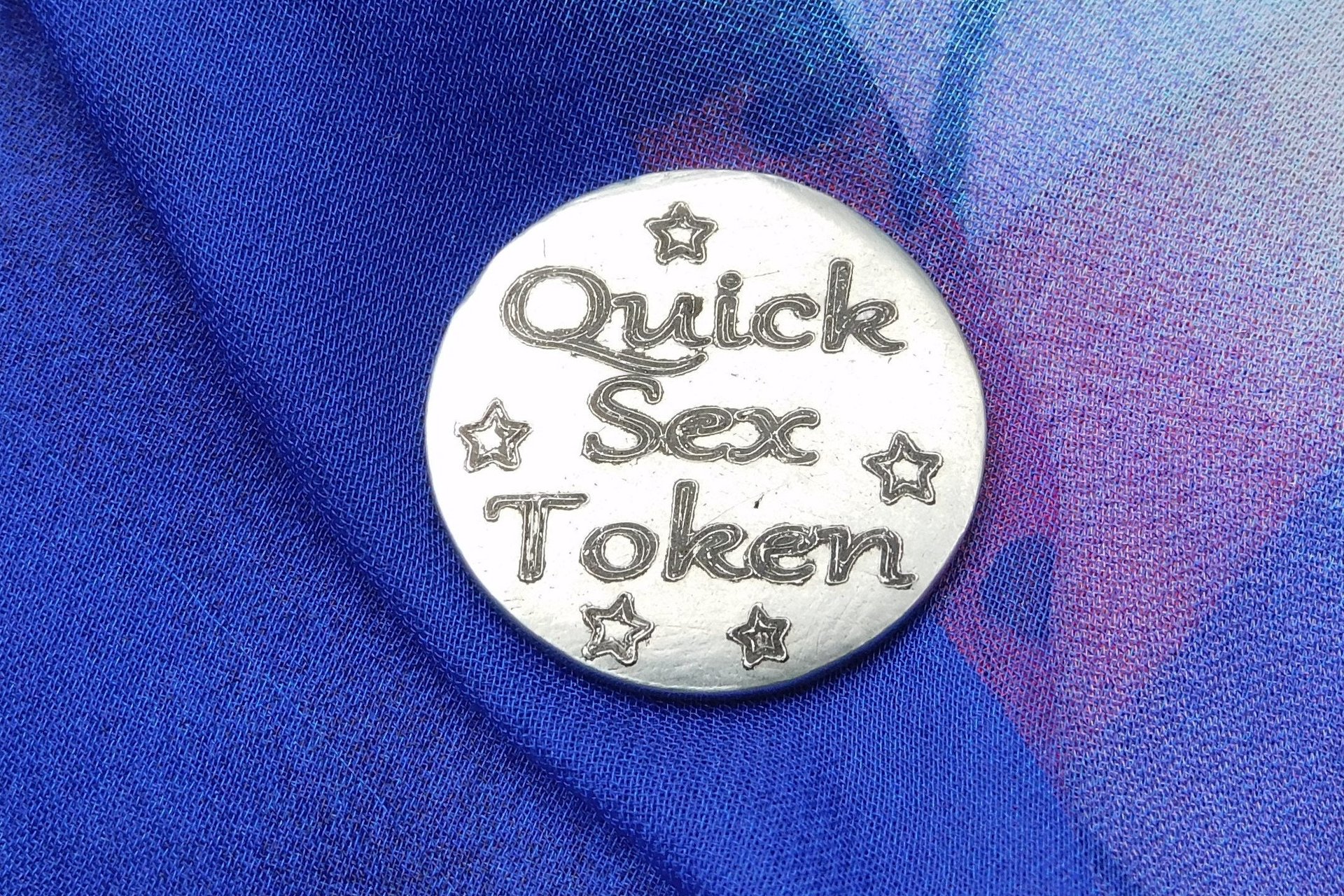 Jeton Érotique, Coupon Quick Sex, Jeton BDSM, Accessoires BDSM, Jeton de Soumise, Fait à la Main en Etain, Les Etains de Jumilhac