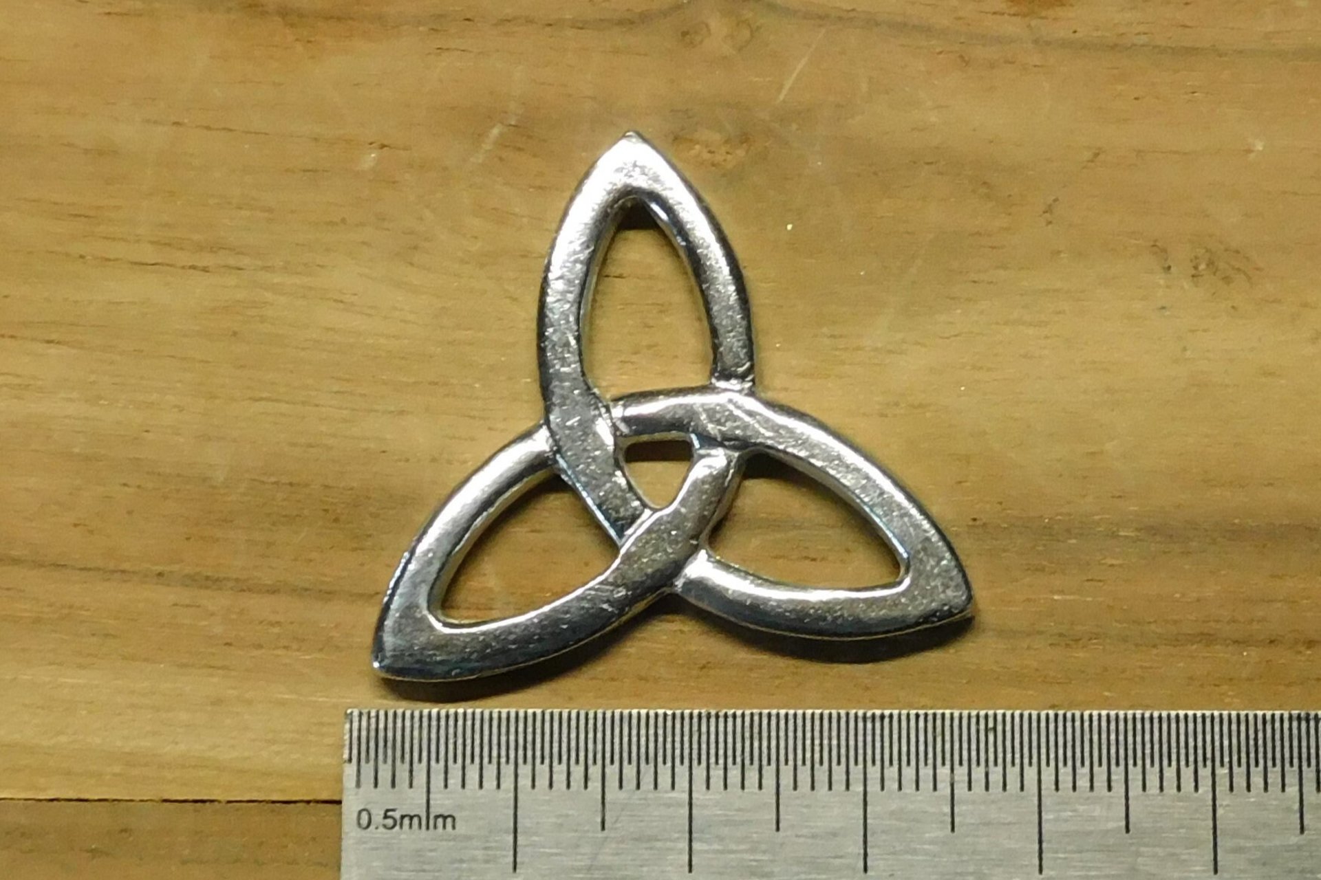 Triquetra Brooch. Hand Cast Pewter.