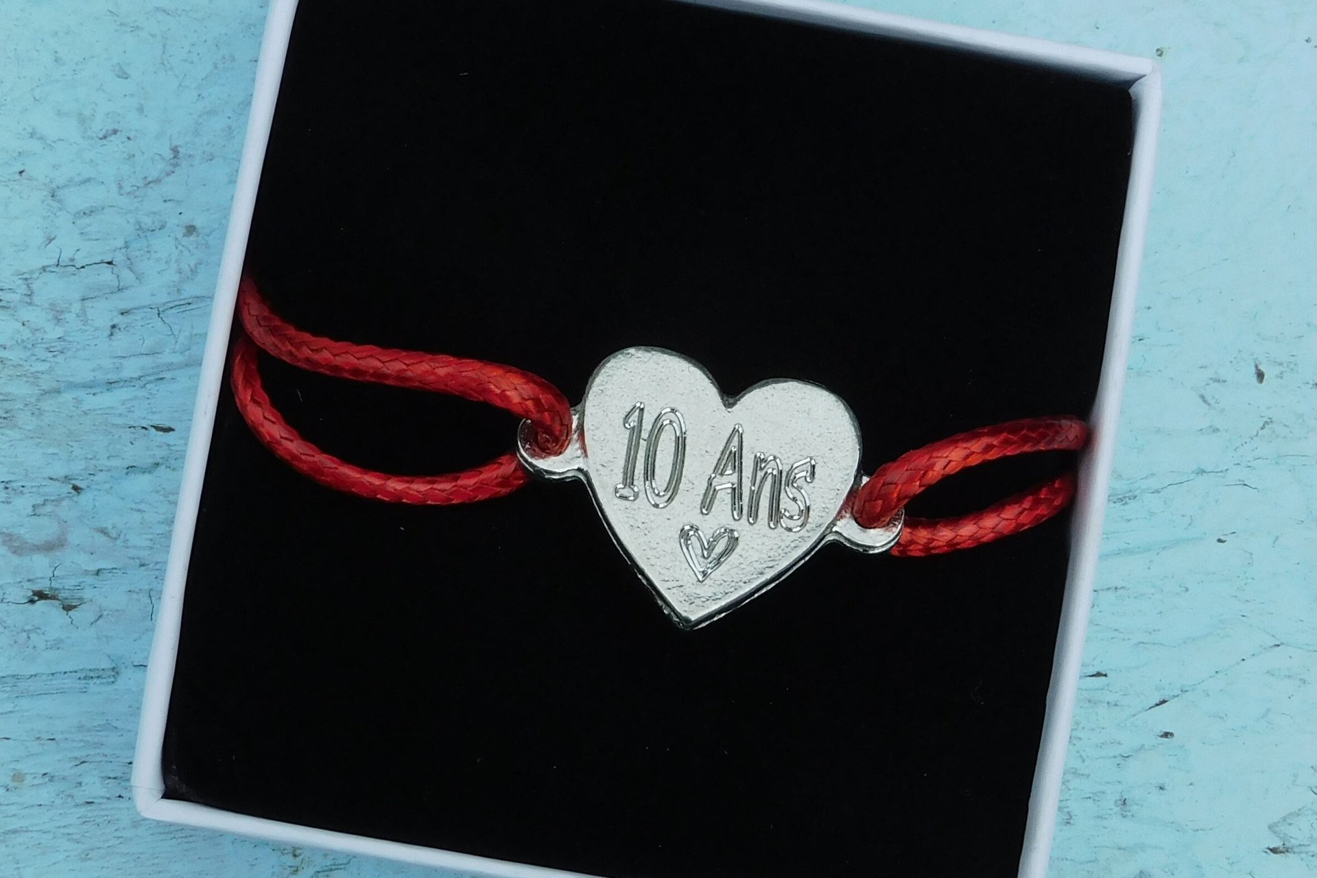 Bracelet en étain pour les noces de 10 Ans (noces d'étain); Gravure "10 Ans"; taille et couleur personnalisables