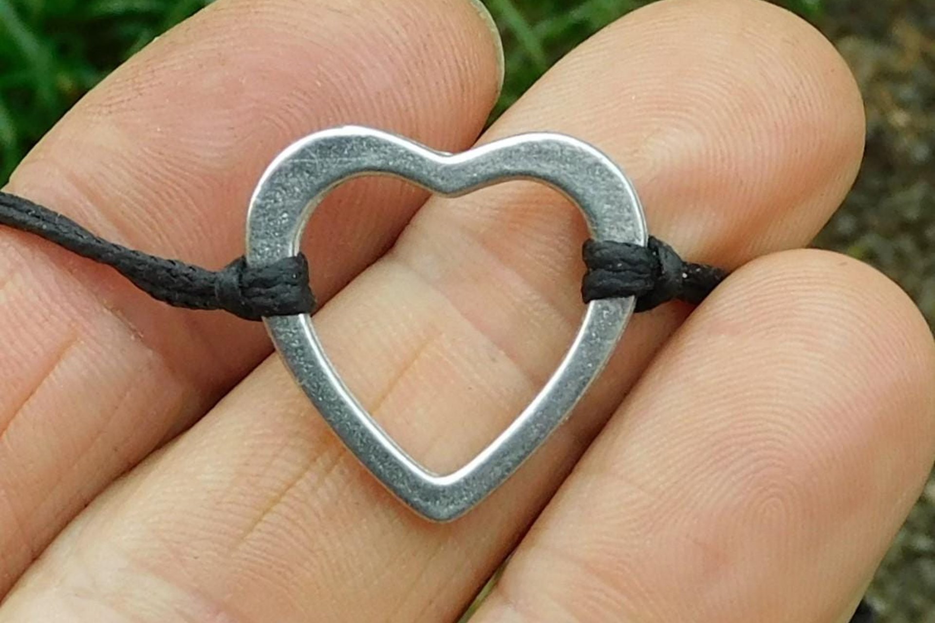 Heart-Shaped Day Collar – Symbol of Commitment and Trust. Hand Cast Pewter.