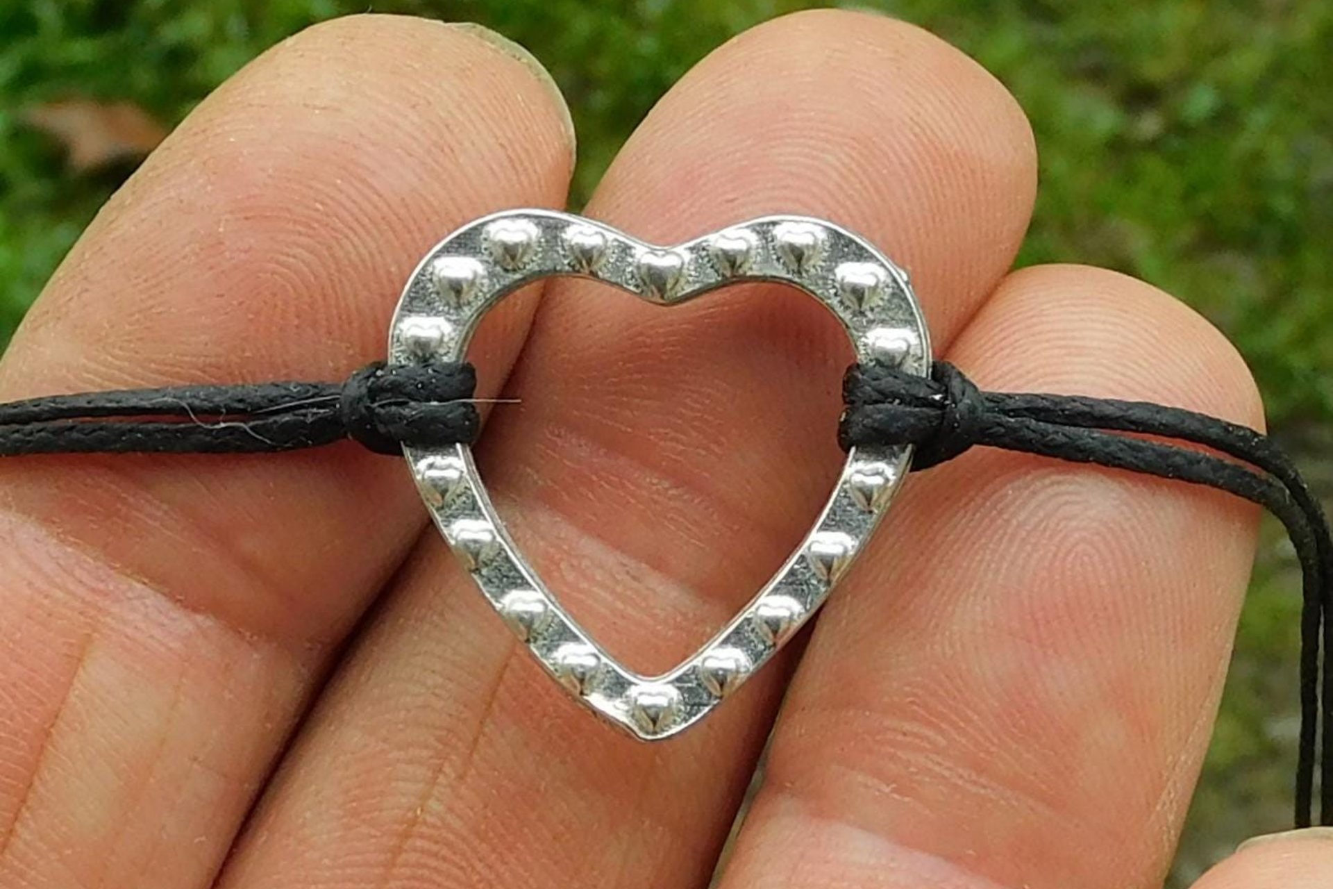 Hearts Galore Day Collar – Symbol of Commitment and Trust. Hand Cast Pewter.