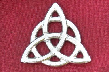 Triquetra Brooch. Hand Cast Pewter.